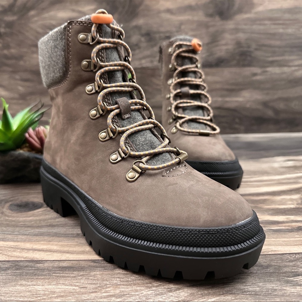 NIB Lucky Brand Eavan Lace Up Combat Boots Falcon Milled Nubuck Leather 8M - Picture 5 of 12